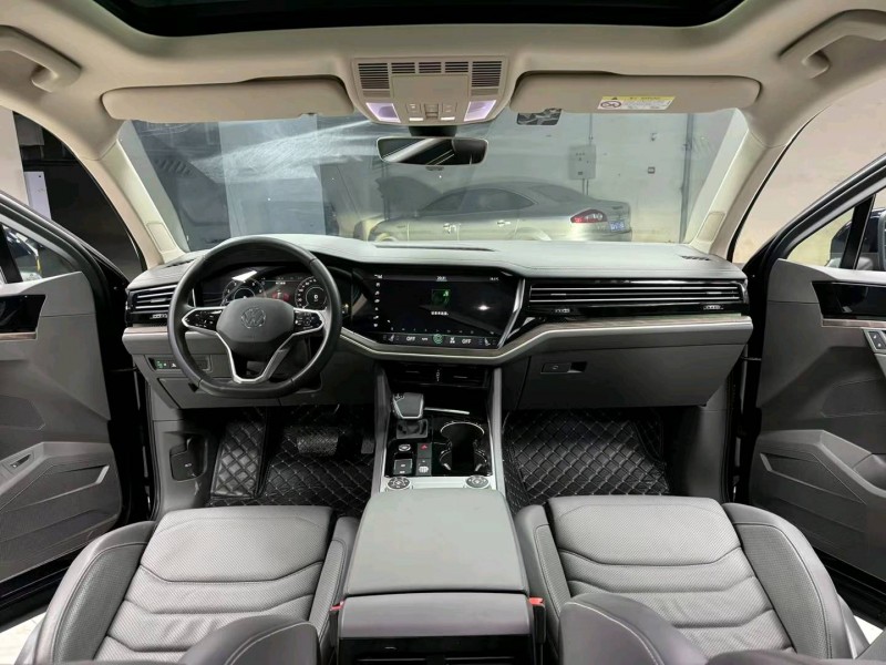 成都21年大众途锐3