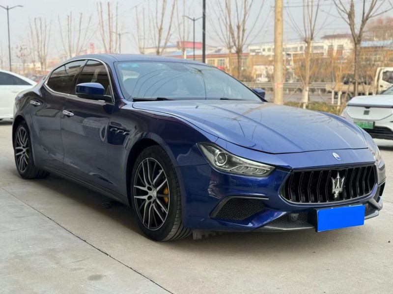 济宁17年玛莎拉蒂Ghibli2