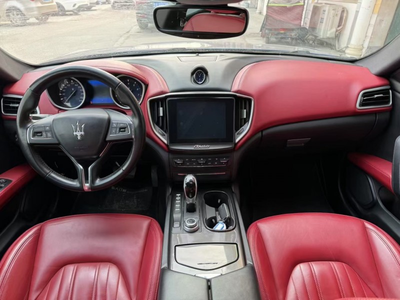 济宁17年玛莎拉蒂Ghibli7