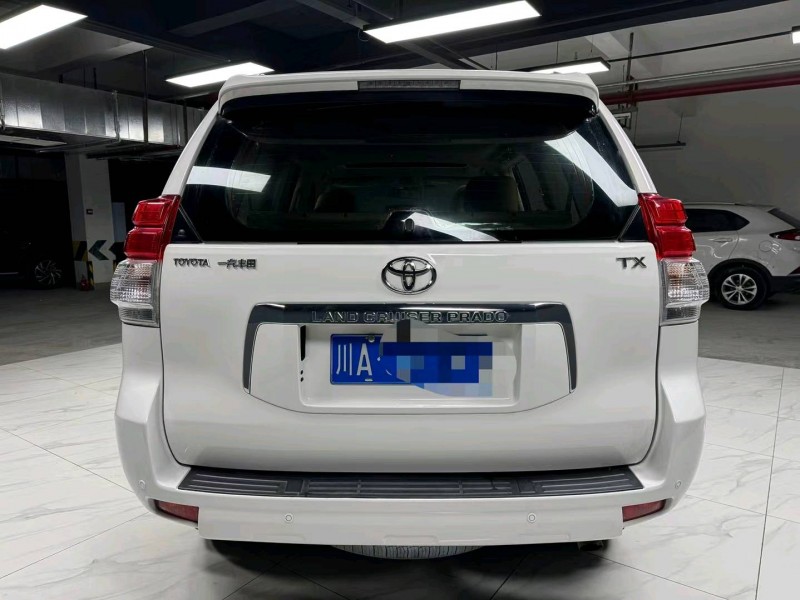 成都13年丰田普拉多2