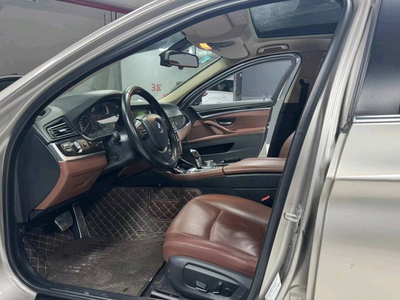 成都15年宝马5系5