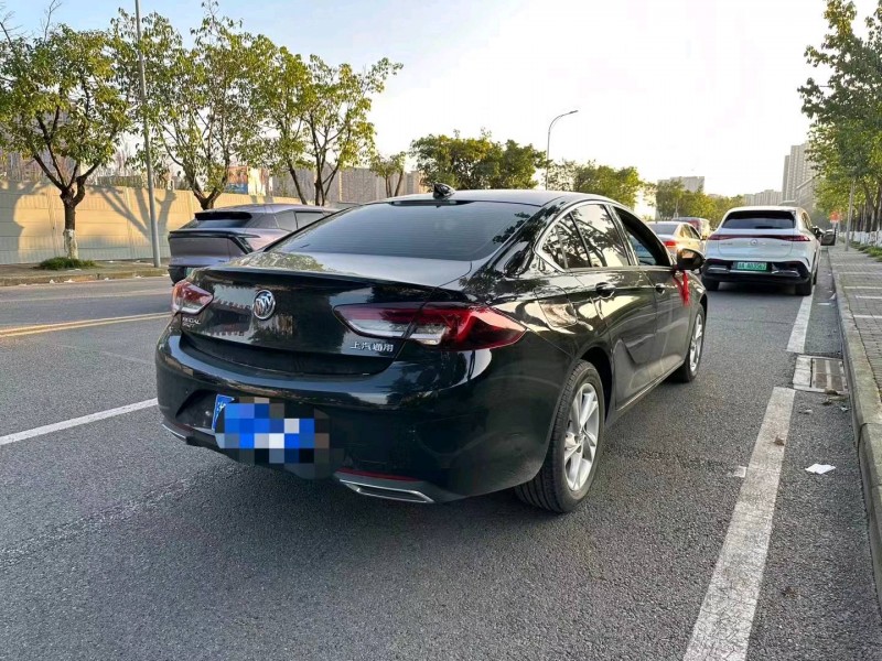 重庆23年别克君威7