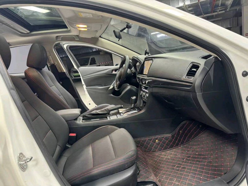 成都14年马自达阿特兹4