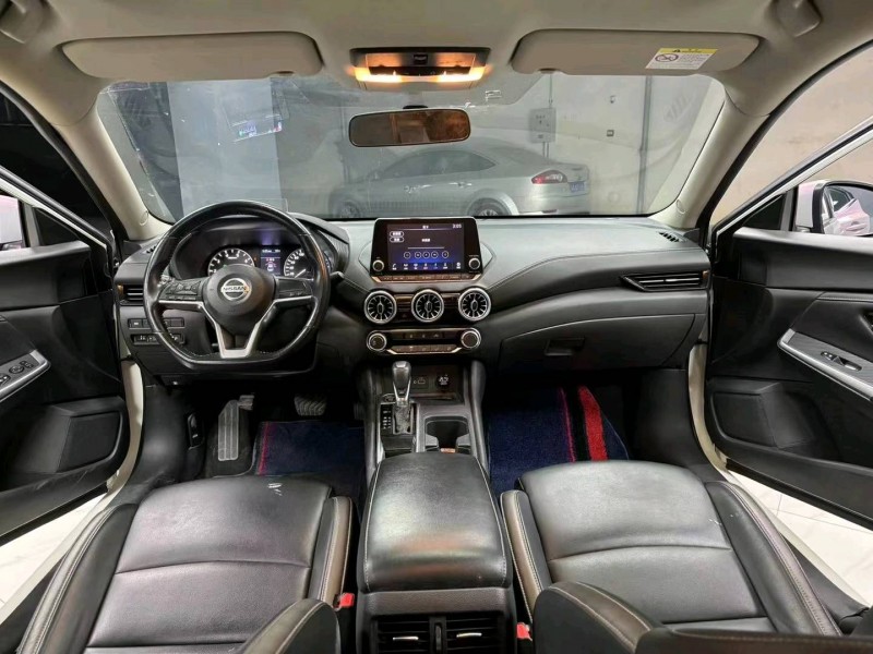 成都20年日产轩逸8