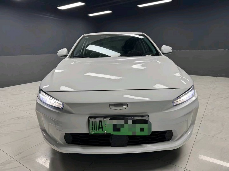 成都23年吉利几何1