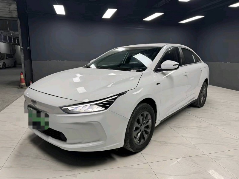 成都23年吉利几何2