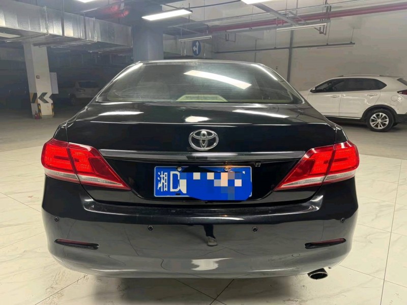 成都15年丰田凯美瑞5