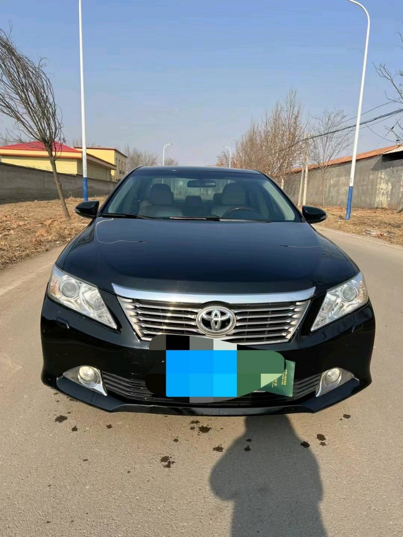 邯郸13年丰田凯美瑞1