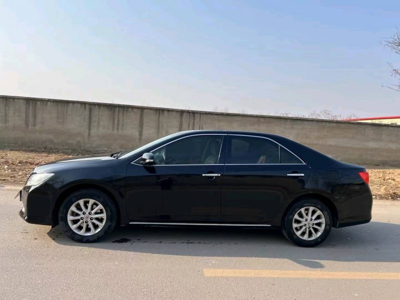 邯郸13年丰田凯美瑞3