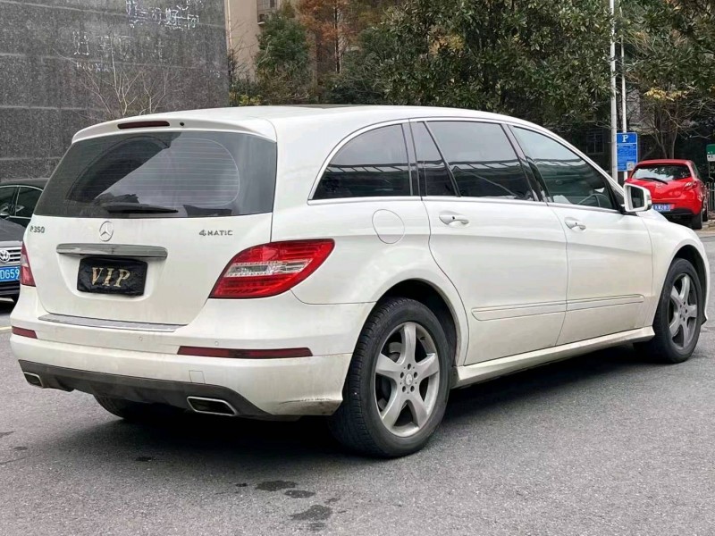 枣庄14年奔驰R8
