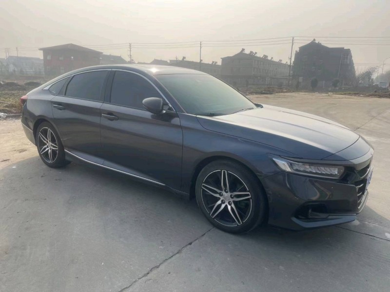 徐州23年本田雅阁2