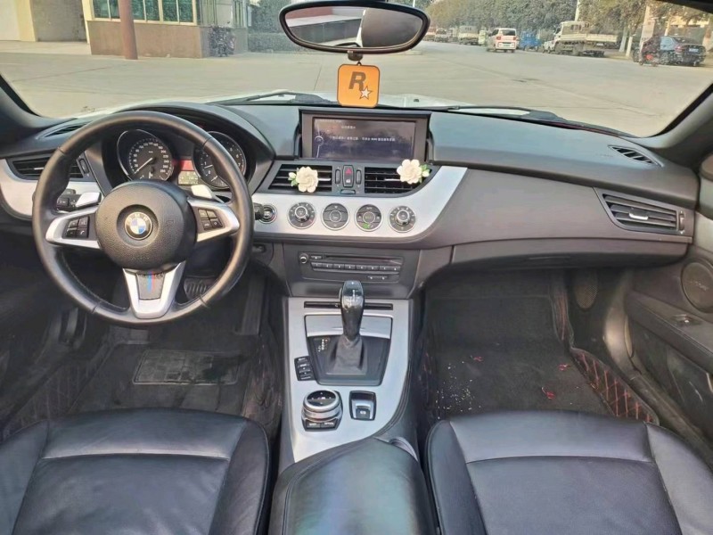 济宁12年宝马Z44