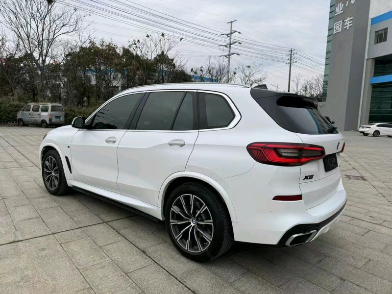 盐城19年宝马X57