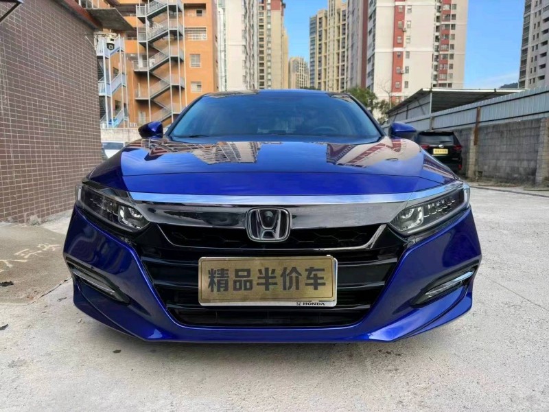 珠海19年本田雅阁1
