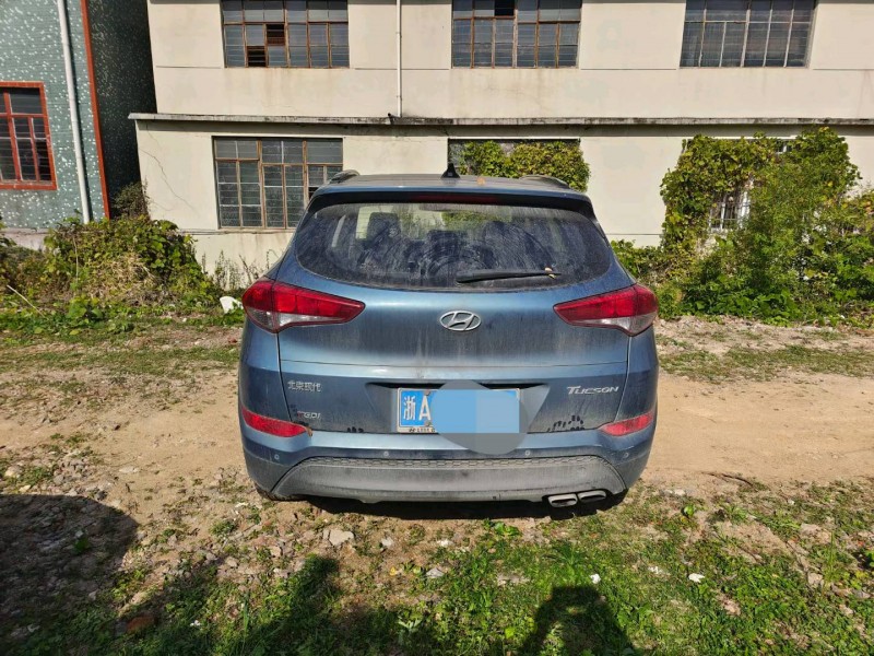 嘉兴16年现代途胜6