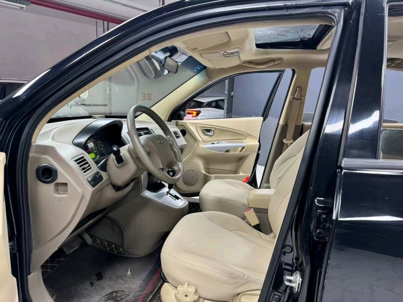 成都12年现代途胜3