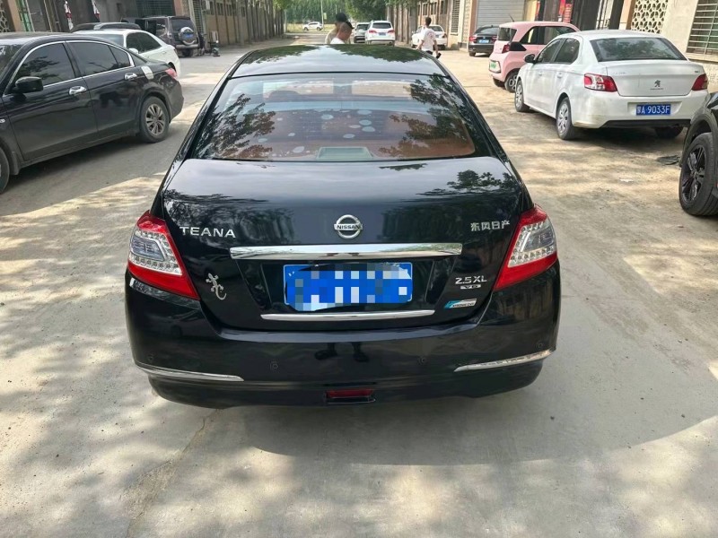 保定12年日产天籁9