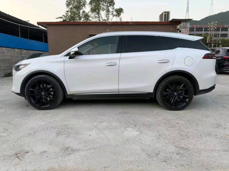 珠海20年比亚迪唐4