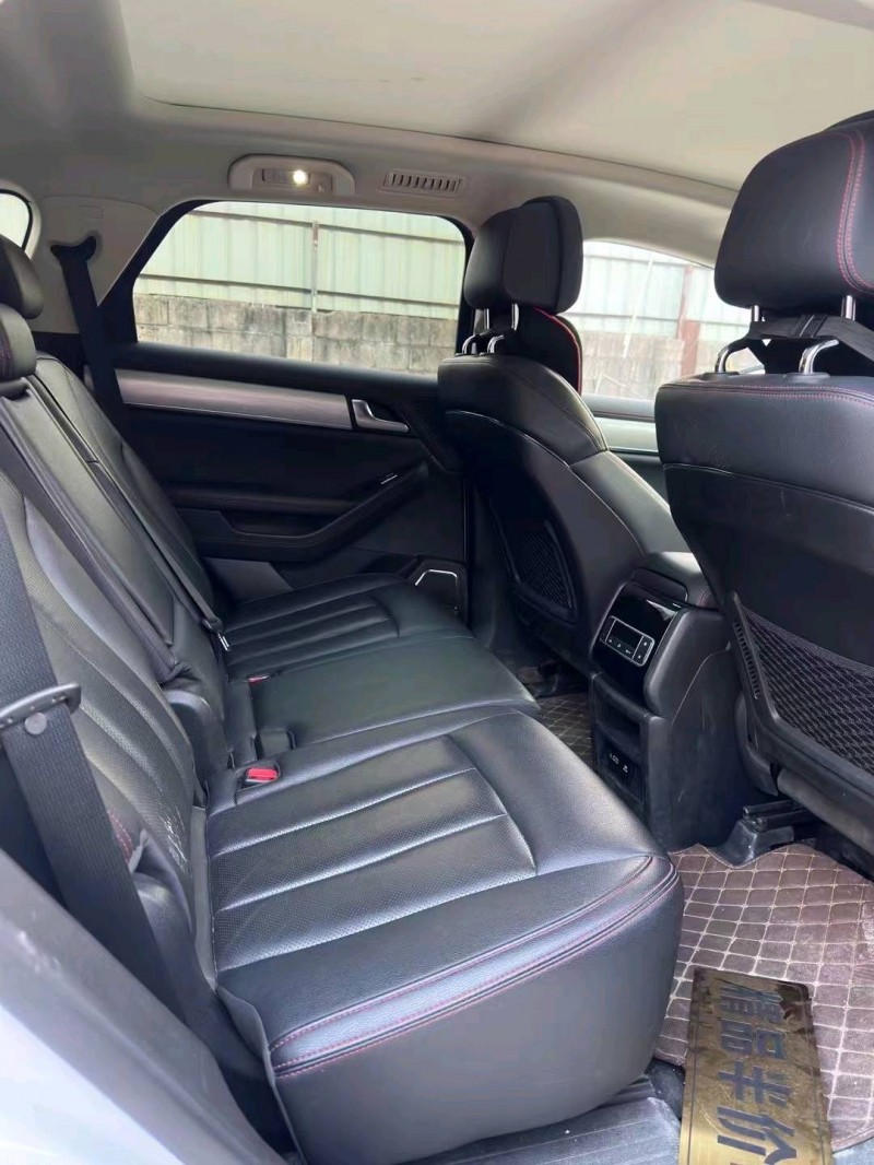 珠海20年比亚迪唐5