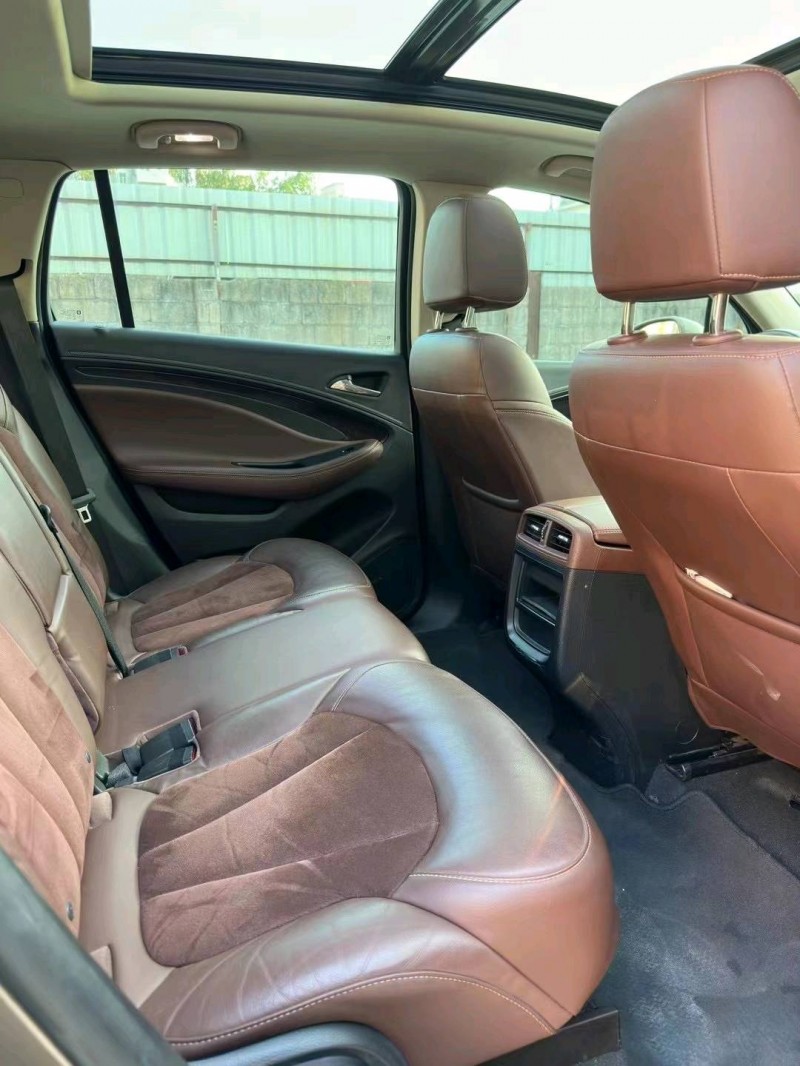 珠海17年别克昂科威5