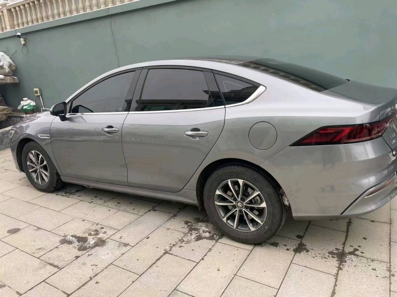 保定23年比亚迪汉4