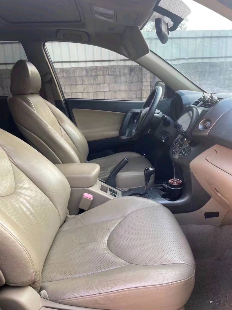 珠海12年丰田RAV46
