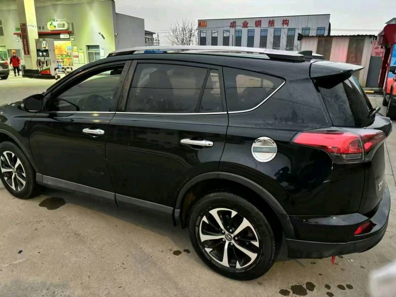 常州17年丰田RAV49