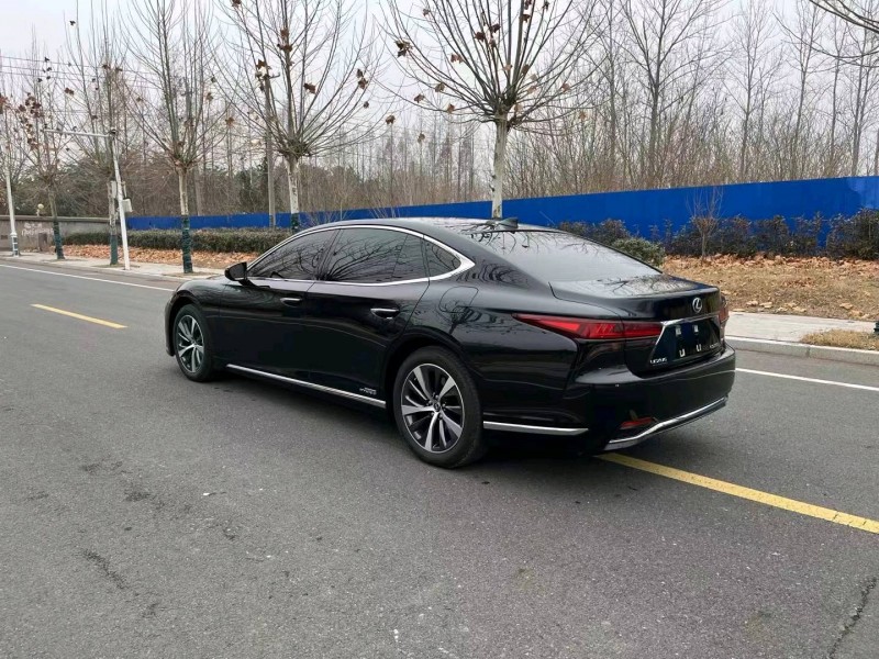 徐州22年雷克萨斯LS7