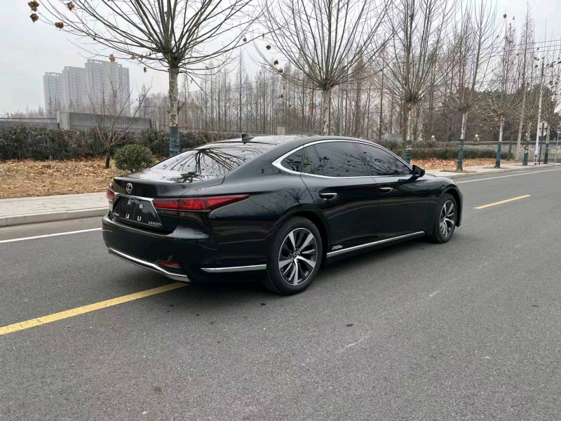 徐州22年雷克萨斯LS8