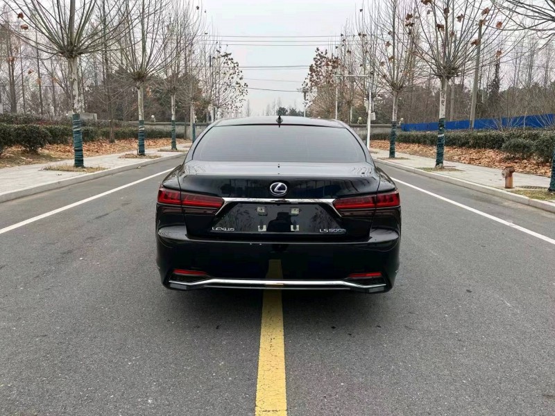 徐州22年雷克萨斯LS9
