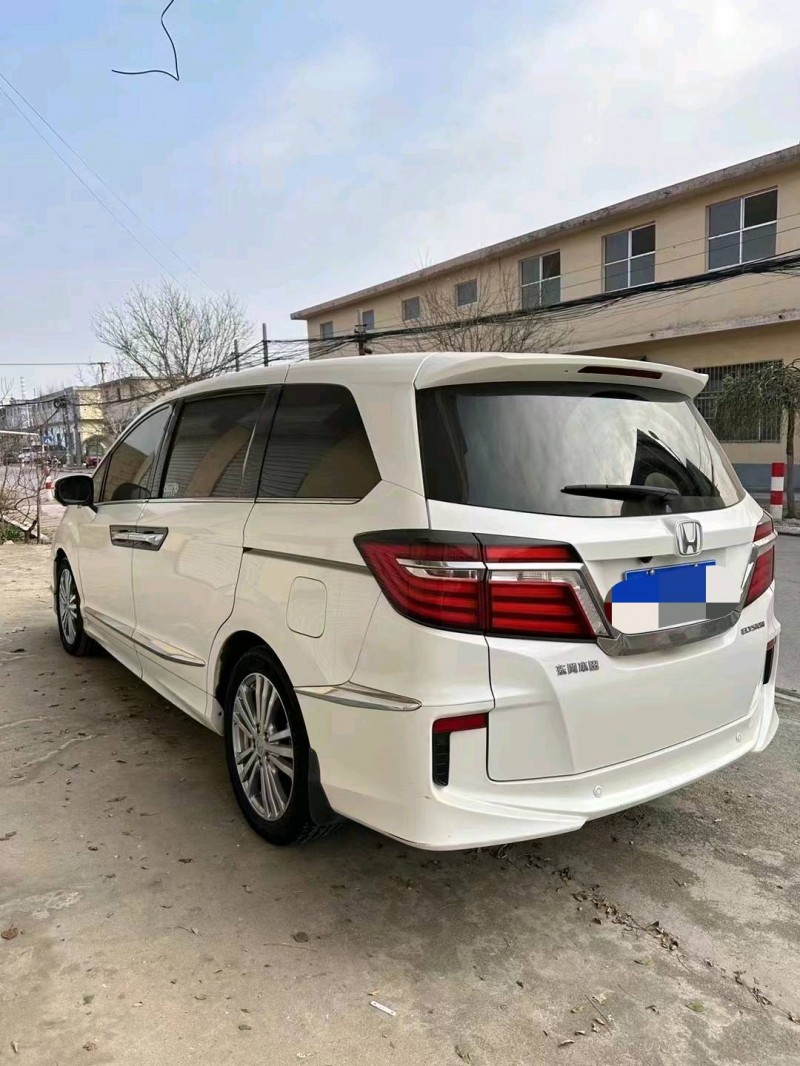 济南18年本田艾力绅5