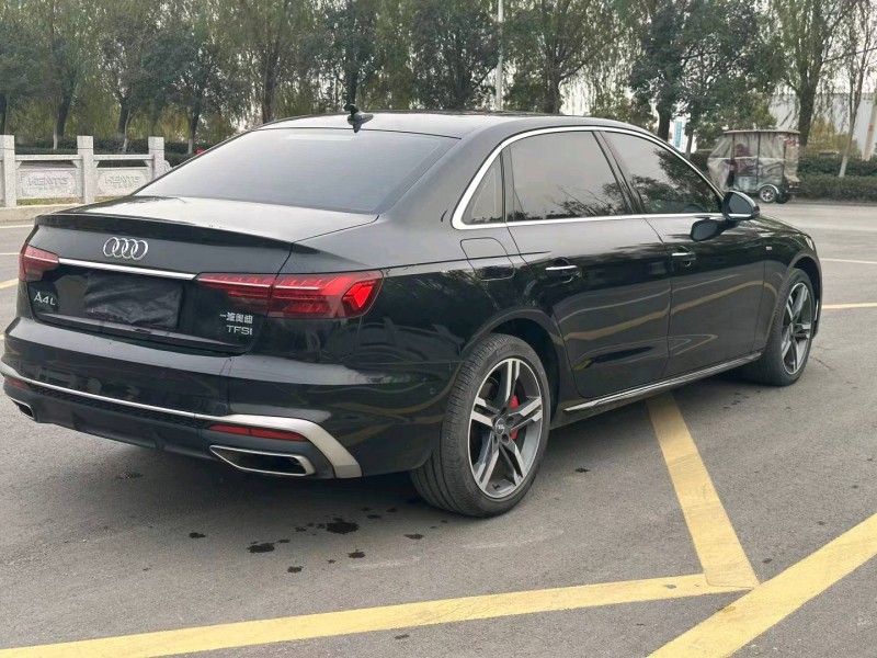 徐州21年奥迪A4L4