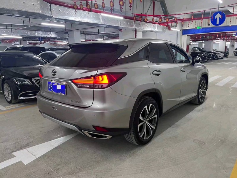 广州21年雷克萨斯RX7