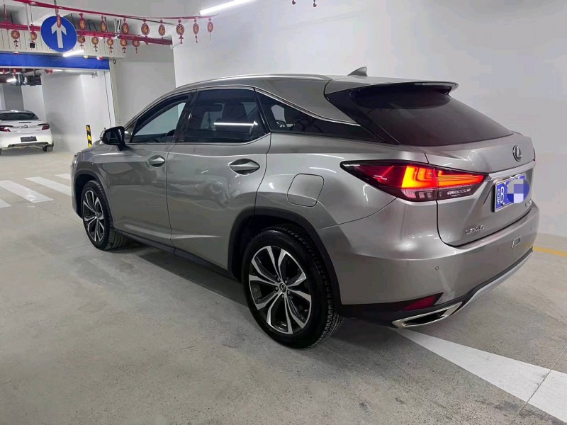 广州21年雷克萨斯RX8