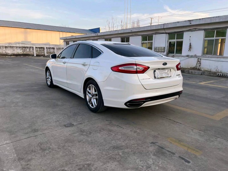 徐州14年福特蒙迪欧8