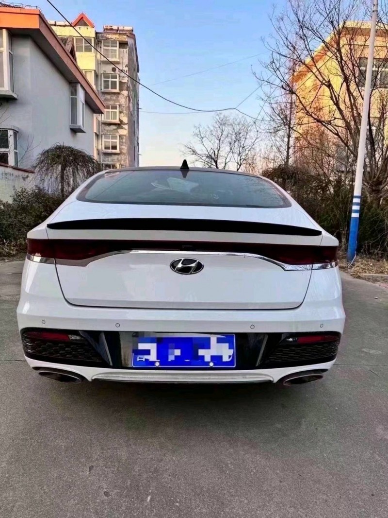 东营20年现代菲斯塔9