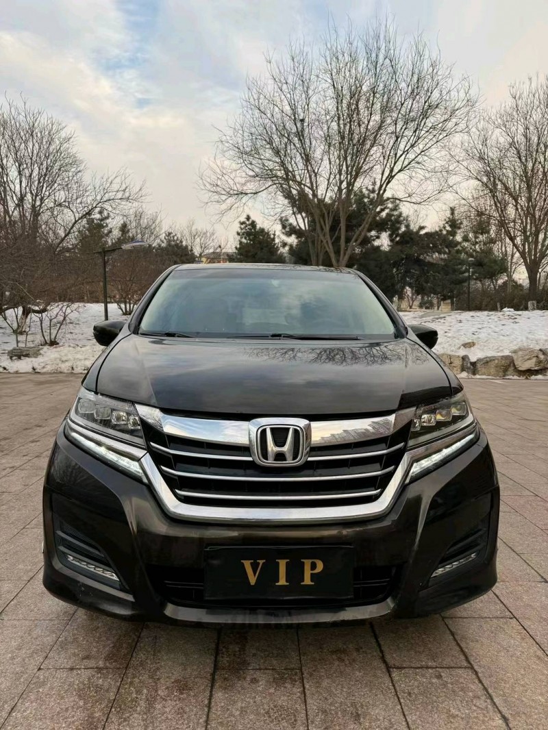 邢台18年本田艾力绅1