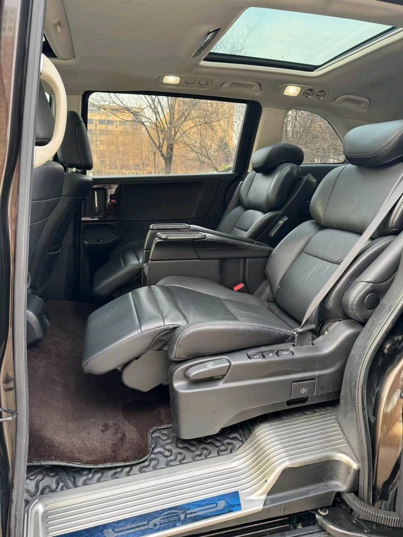 邢台18年本田艾力绅6