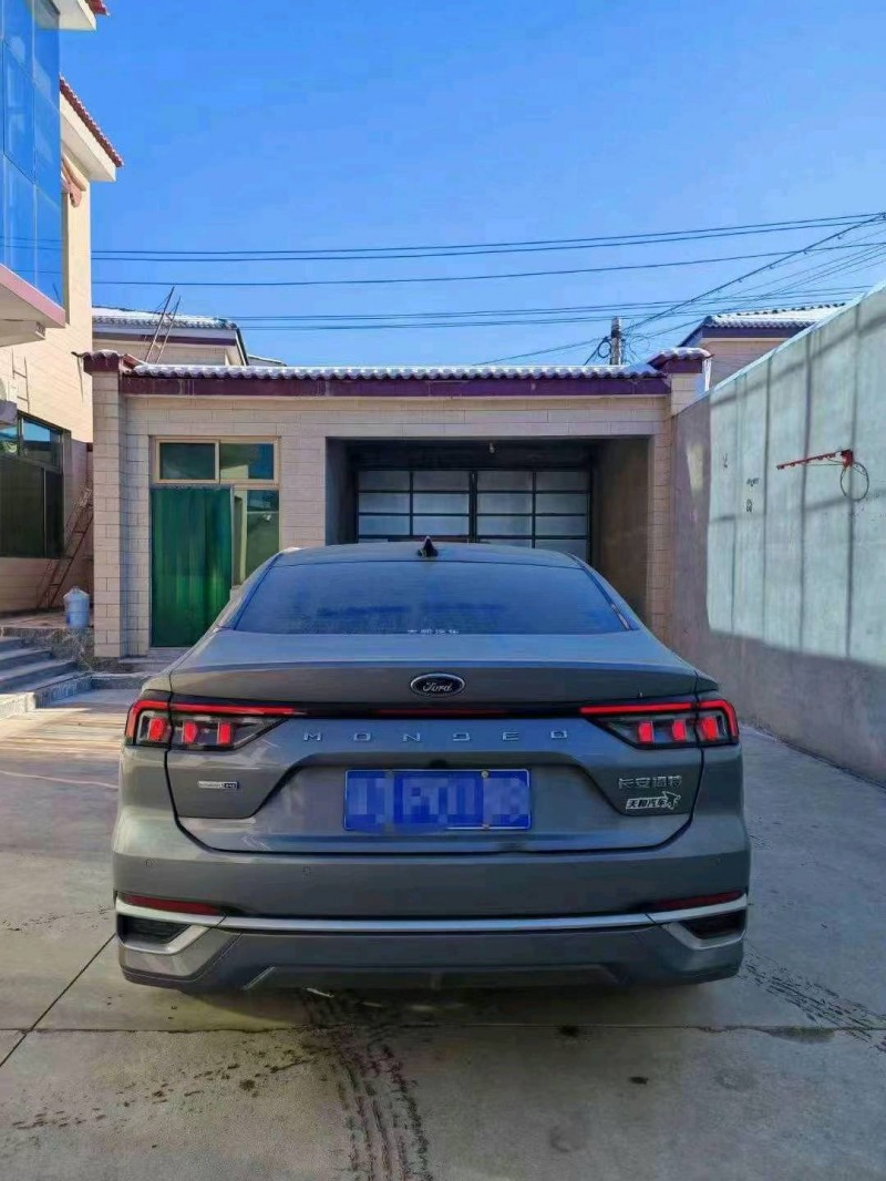 邯郸22年福特蒙迪欧9