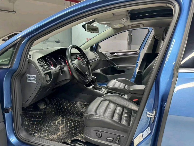 成都15年大众高尔夫6