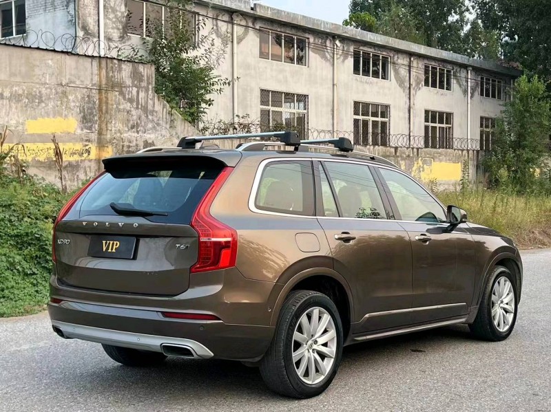 青岛16年沃尔沃XC904