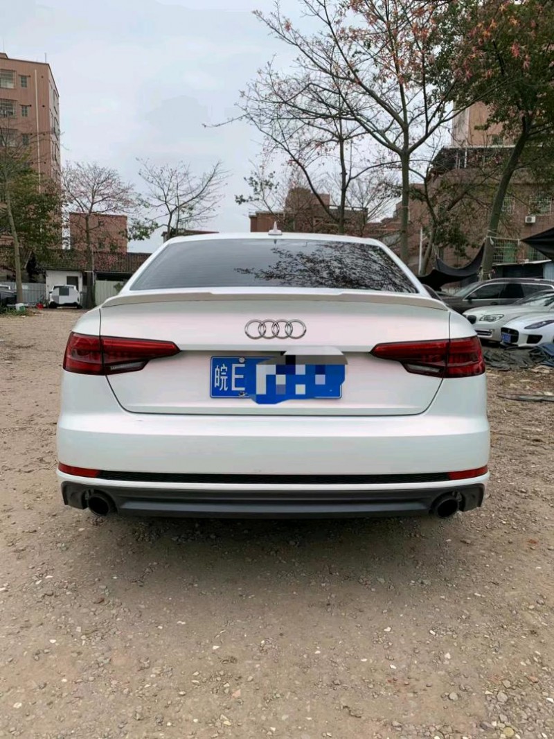 广州17年奥迪A4L9