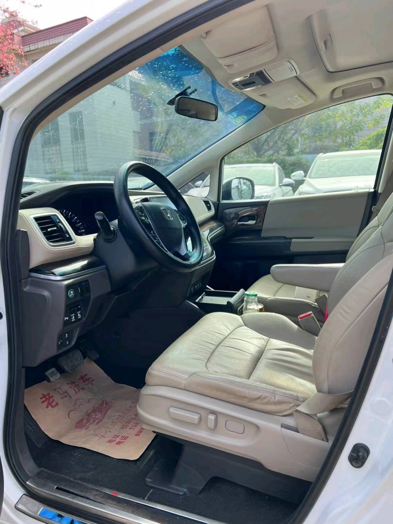 广州17年本田奥德赛6