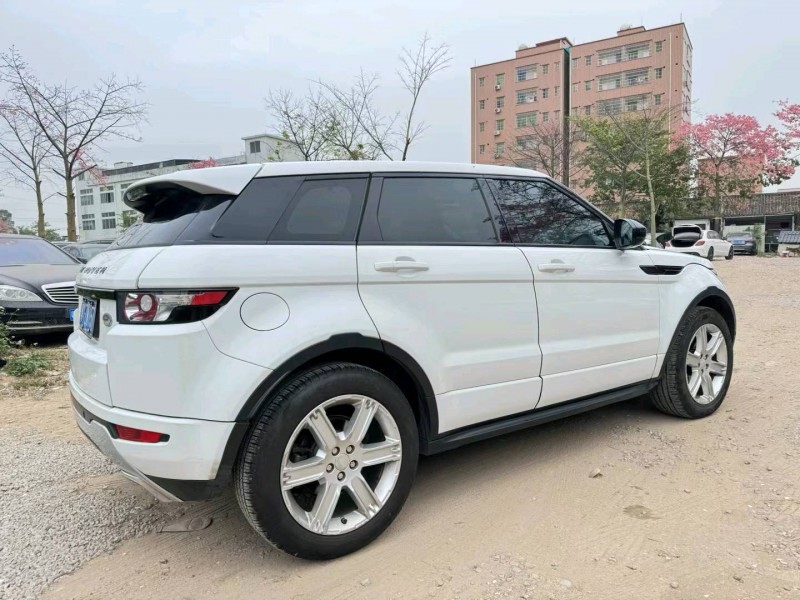 广州15年路虎极光3