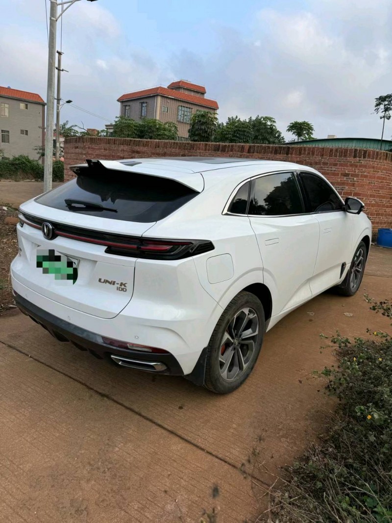 广州22年长安汽车UNI-K7