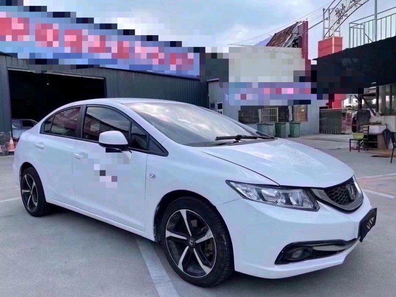 济宁15年本田思域2