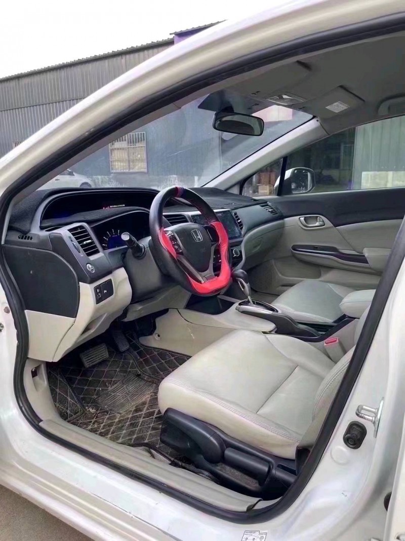 济宁15年本田思域4