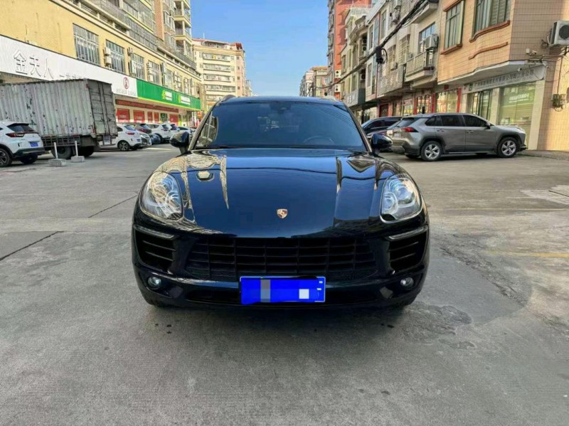 珠海17年保时捷Macan1