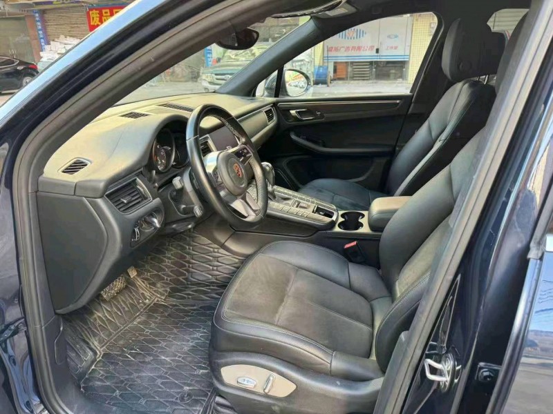 珠海17年保时捷Macan3