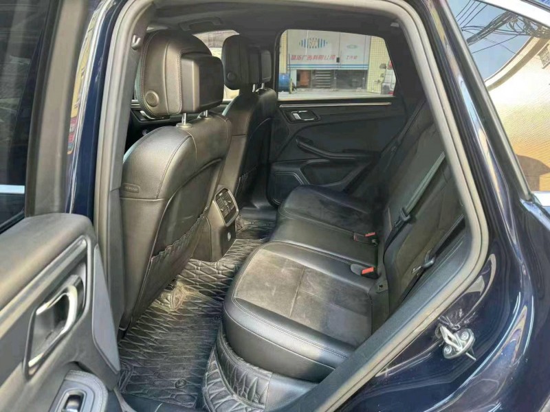珠海17年保时捷Macan4
